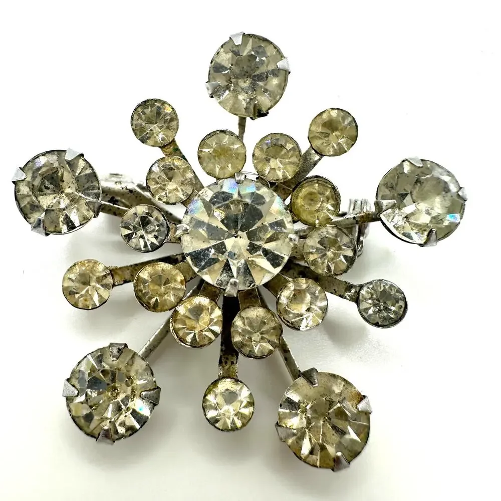 Vintage 1950s silver tone clear glass rhinestones starburst Sputnik brooch